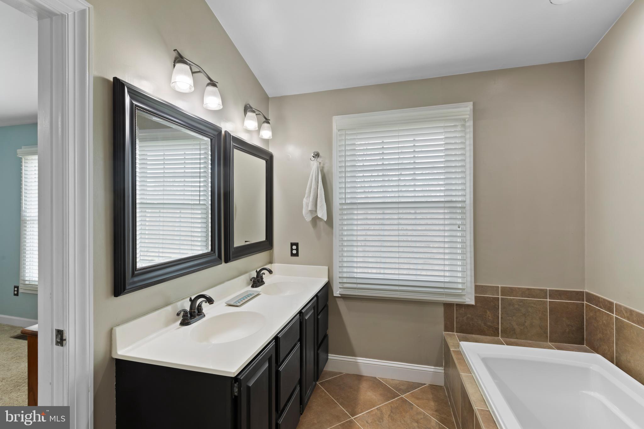 THE GREENS AT FAIRWAY HILLS - Residential