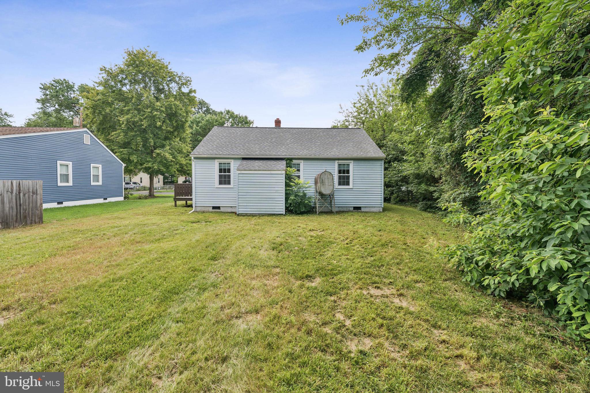 BLUFF POINT - Residential