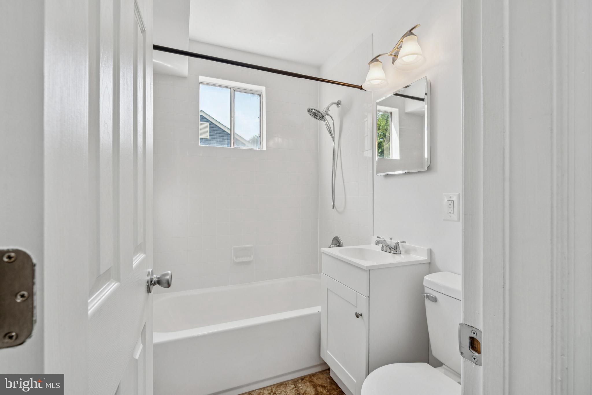 BLUFF POINT - Residential