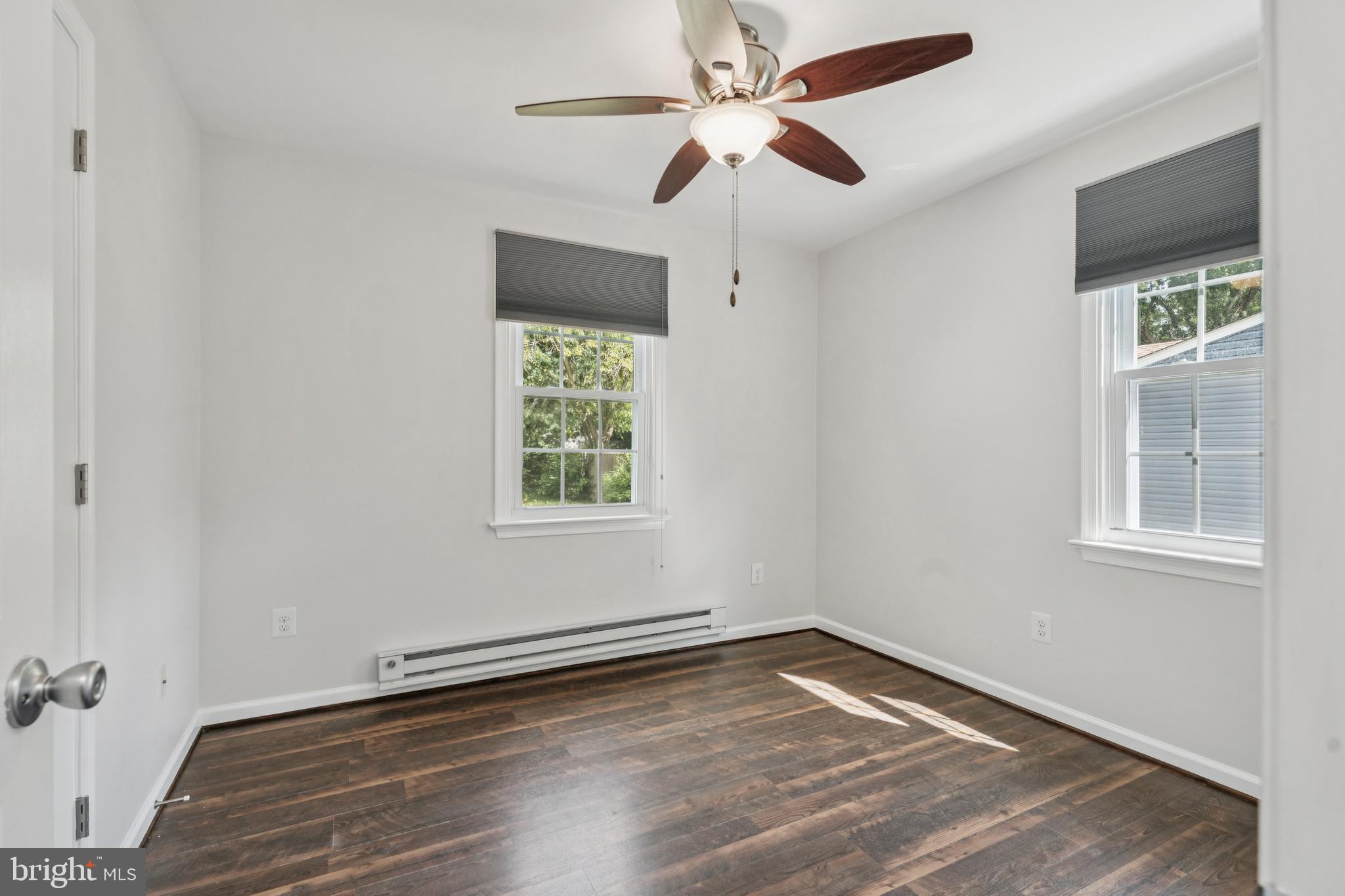 BLUFF POINT - Residential