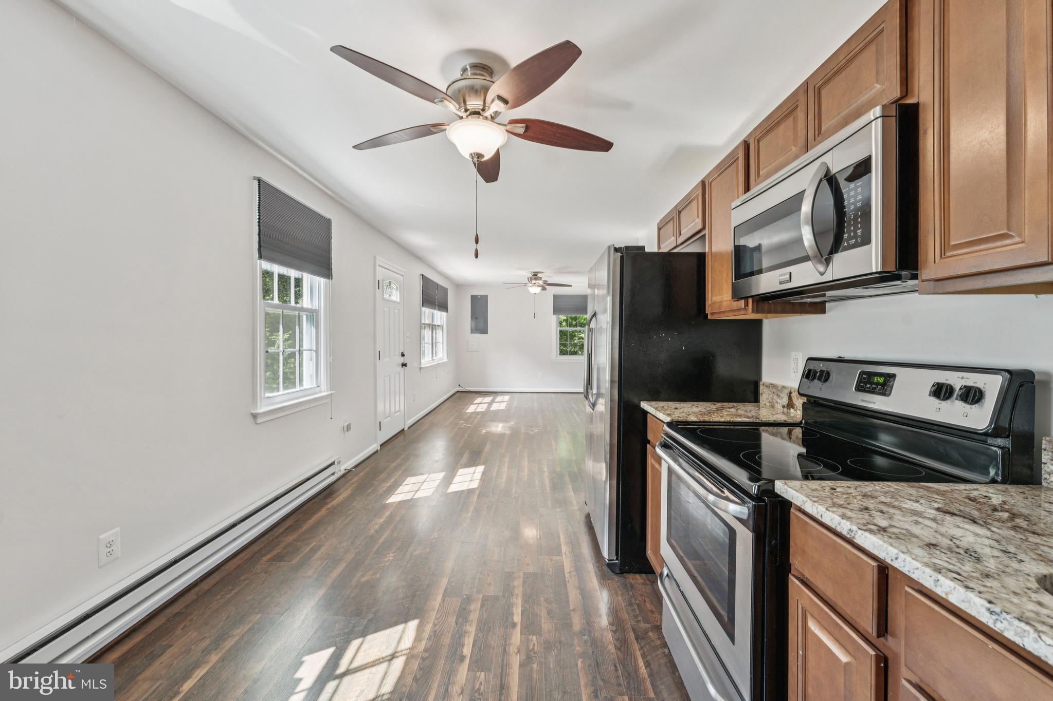 BLUFF POINT - Residential