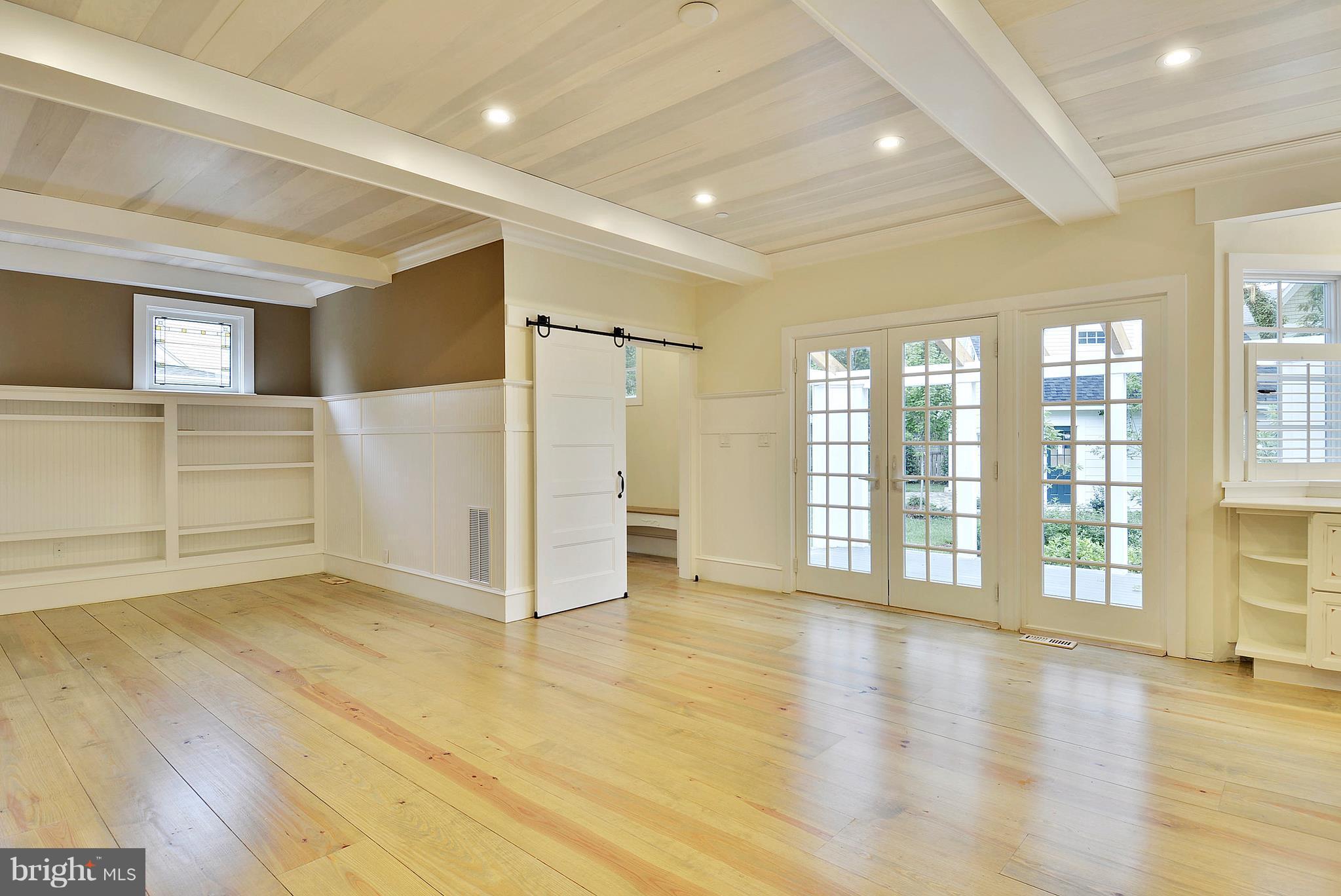 EASTPORT - Residential Lease