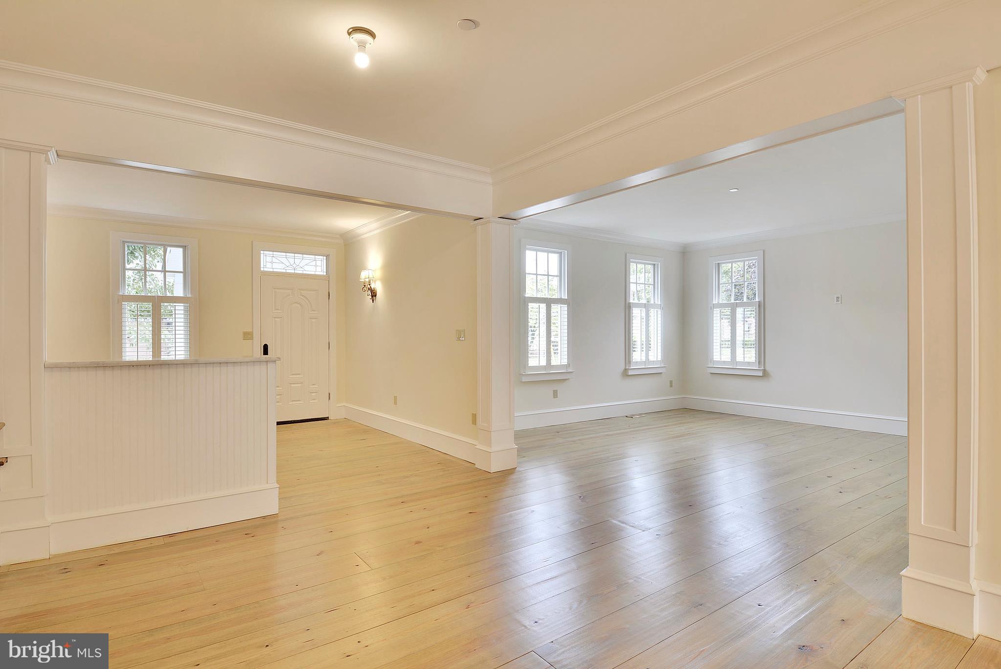 EASTPORT - Residential Lease