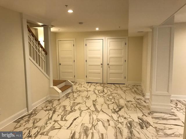 EASTPORT - Residential Lease