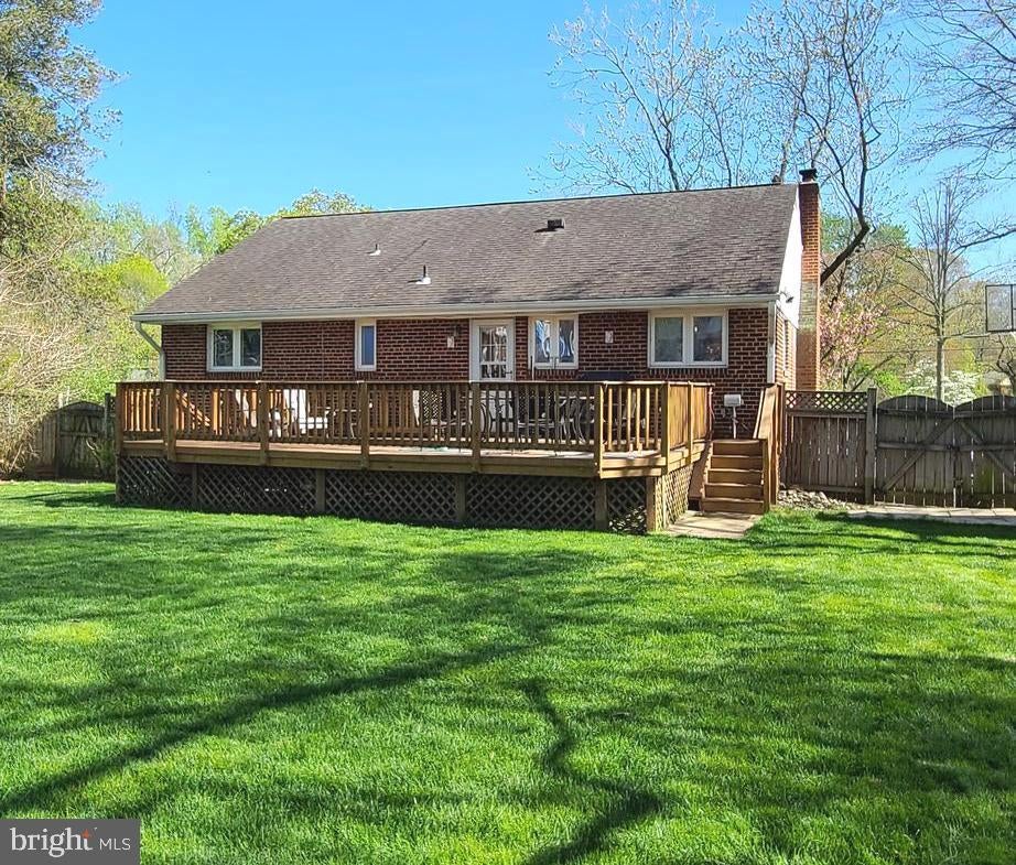 7126 SANFORD COURT