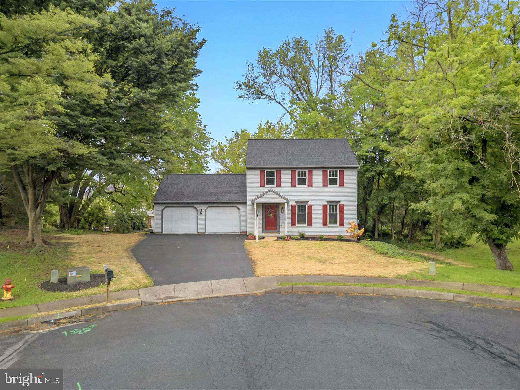 1704 DRUMMERS LANE