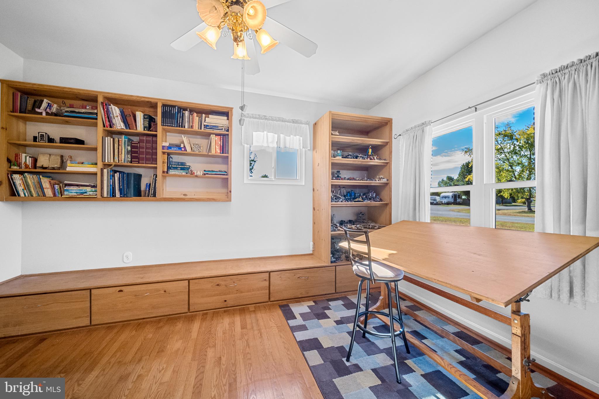 EDGEWOOD EAST SEC B - Residential