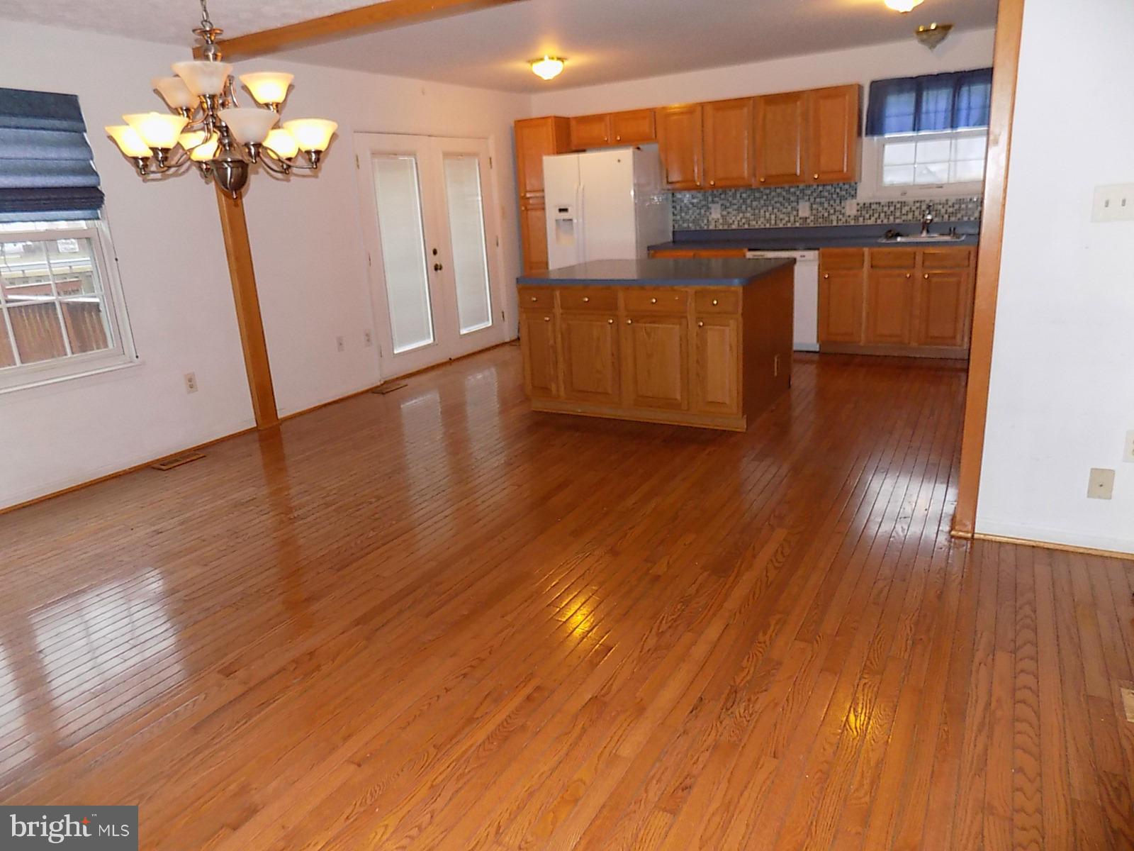 GREENMONT - Residential Lease