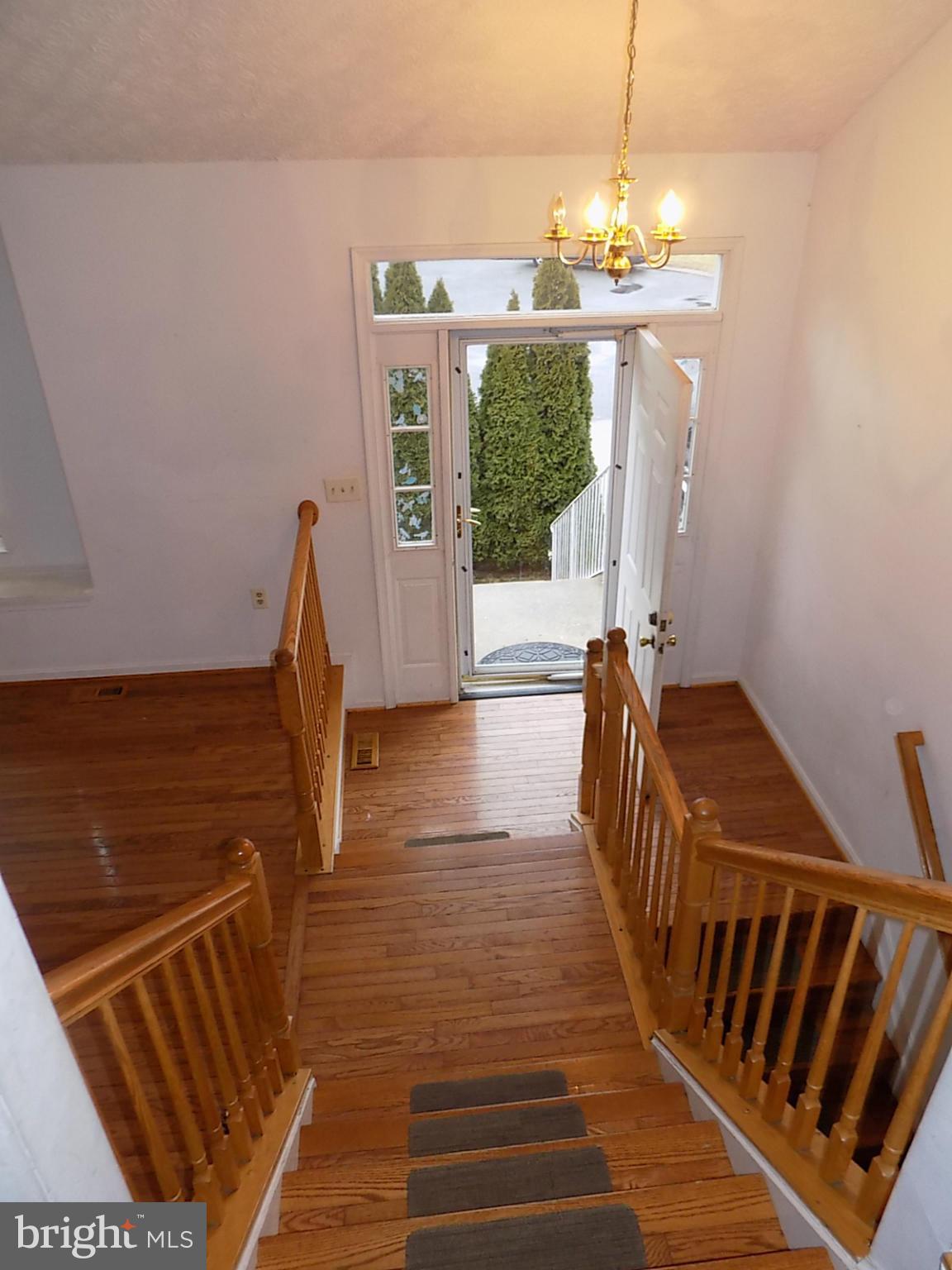 GREENMONT - Residential Lease