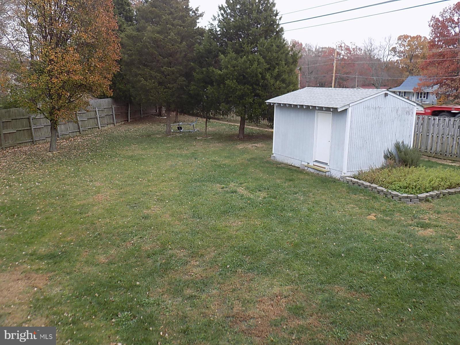 GREENMONT - Residential Lease