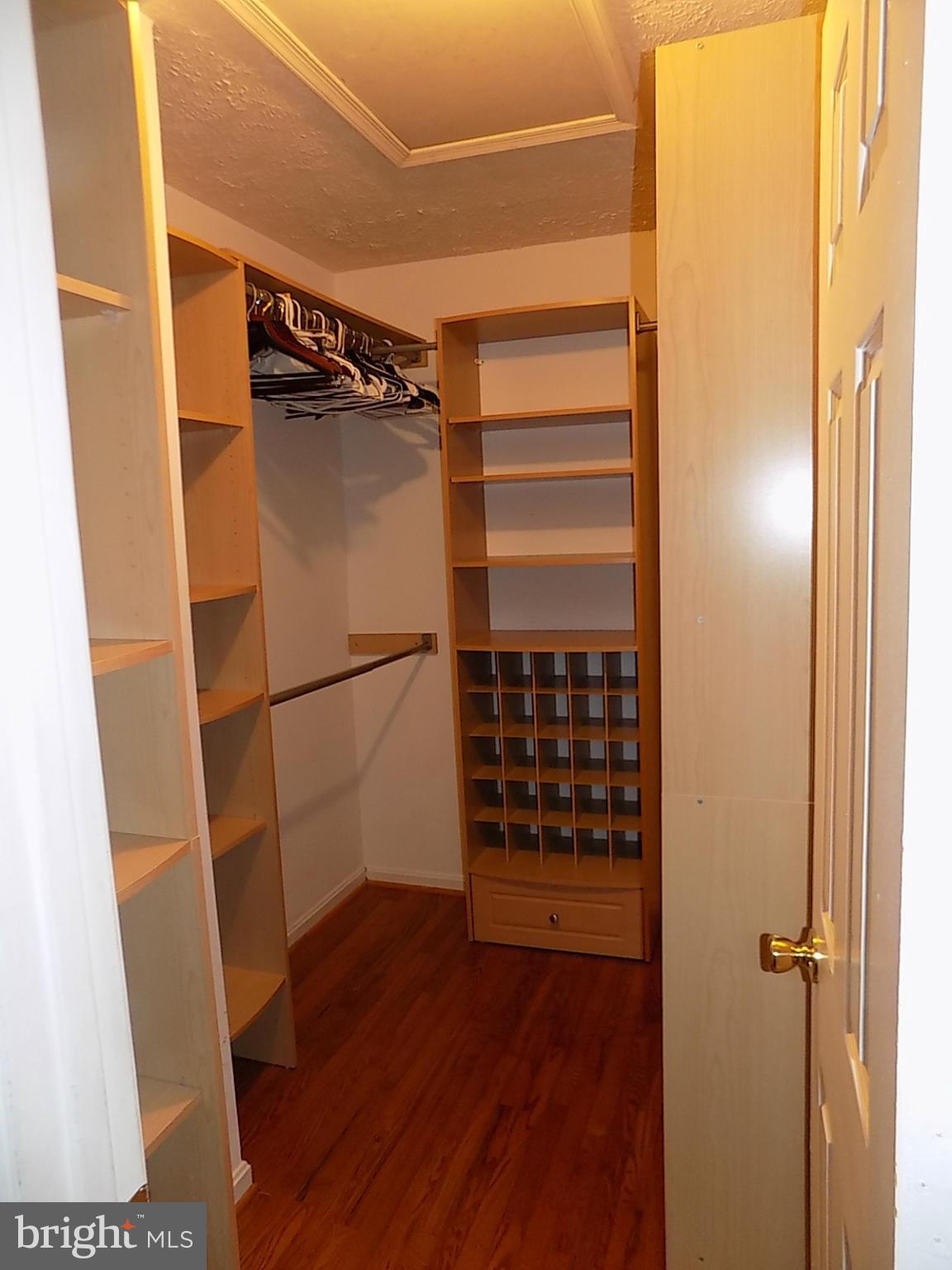 GREENMONT - Residential Lease