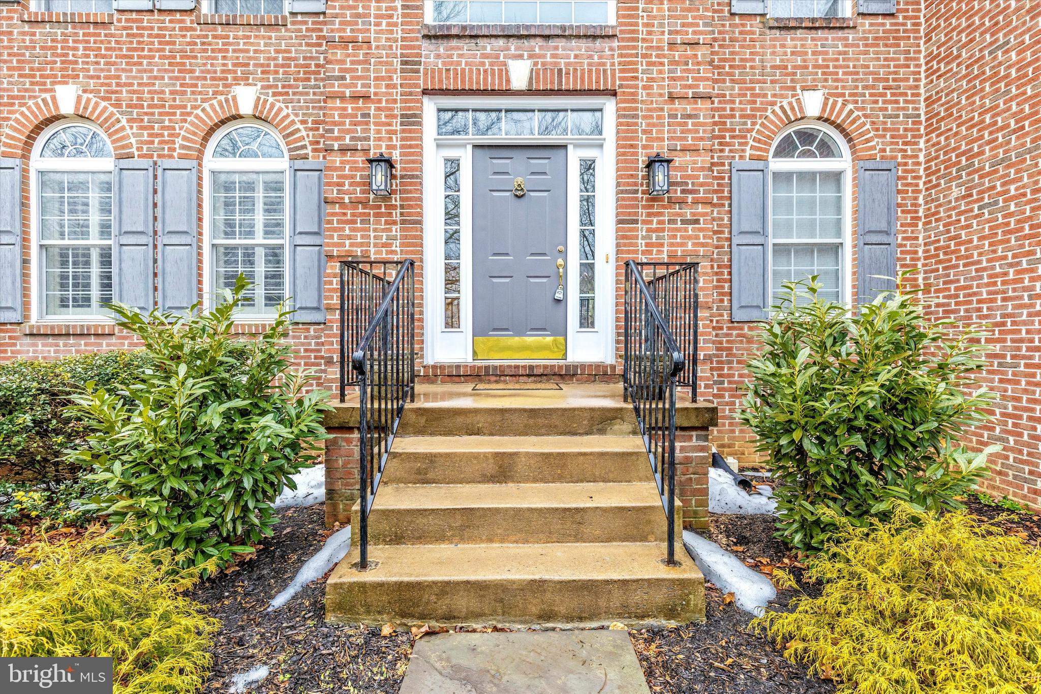 CREEKSIDE PARK - Residential