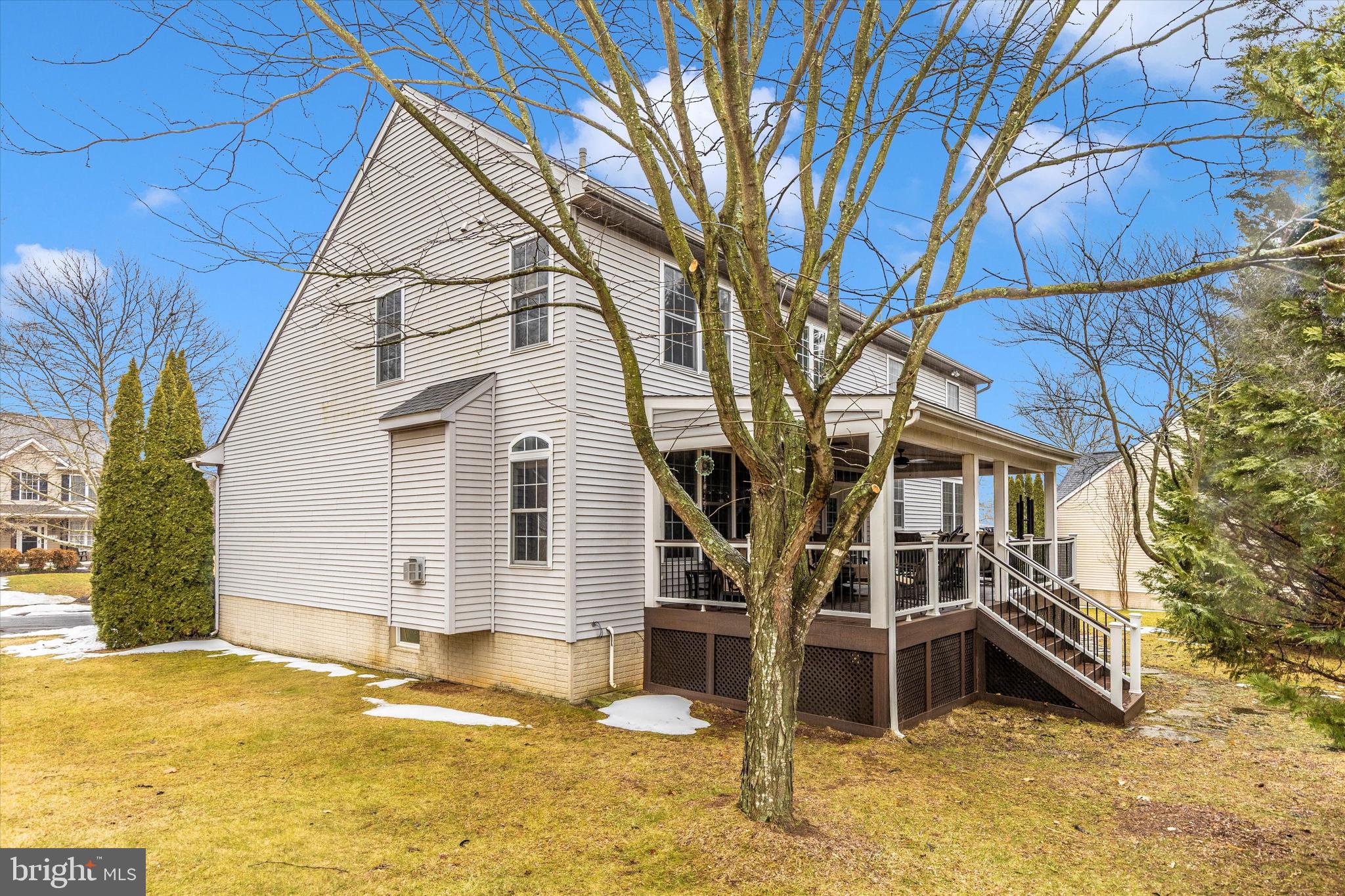 CREEKSIDE PARK - Residential