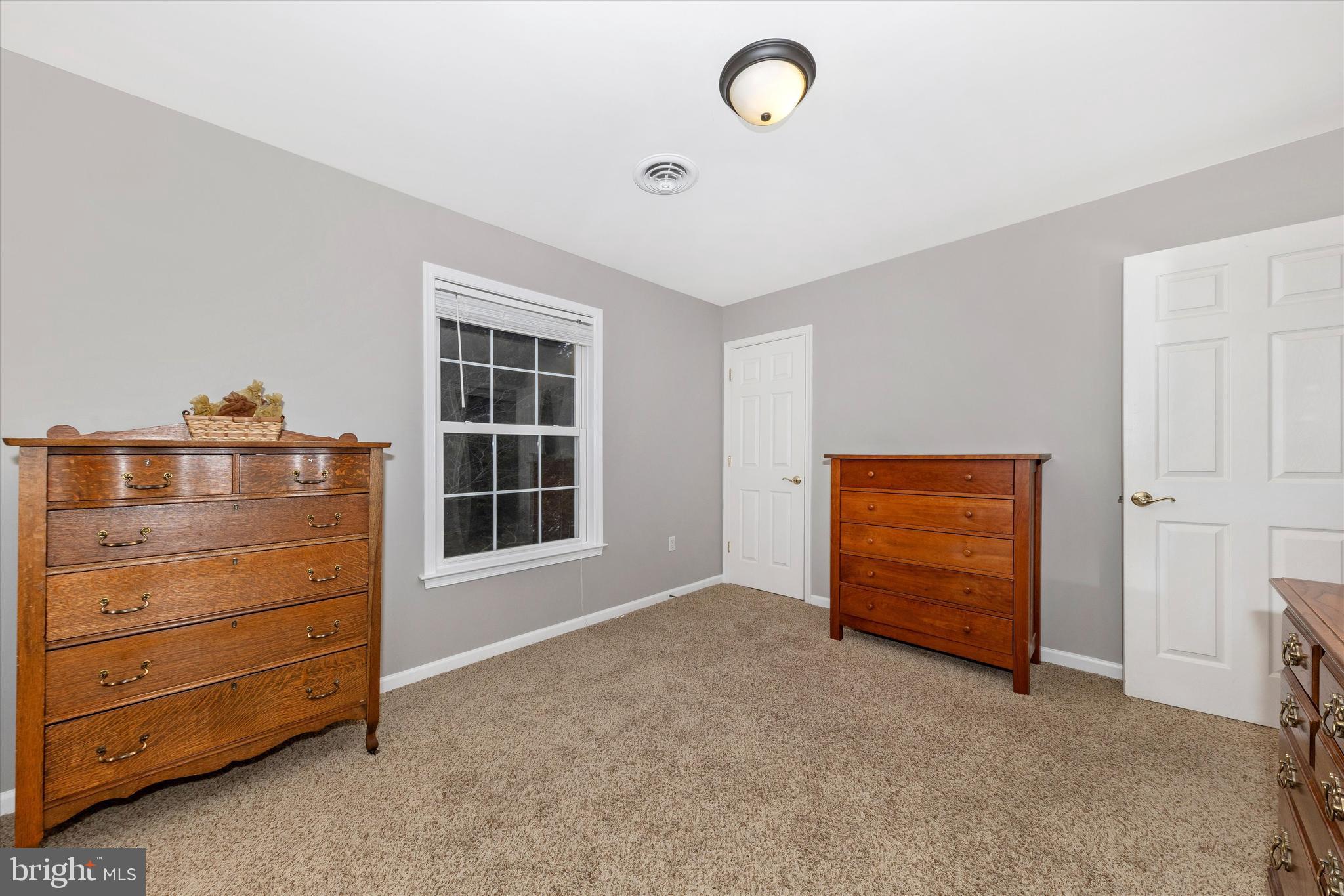 CREEKSIDE PARK - Residential