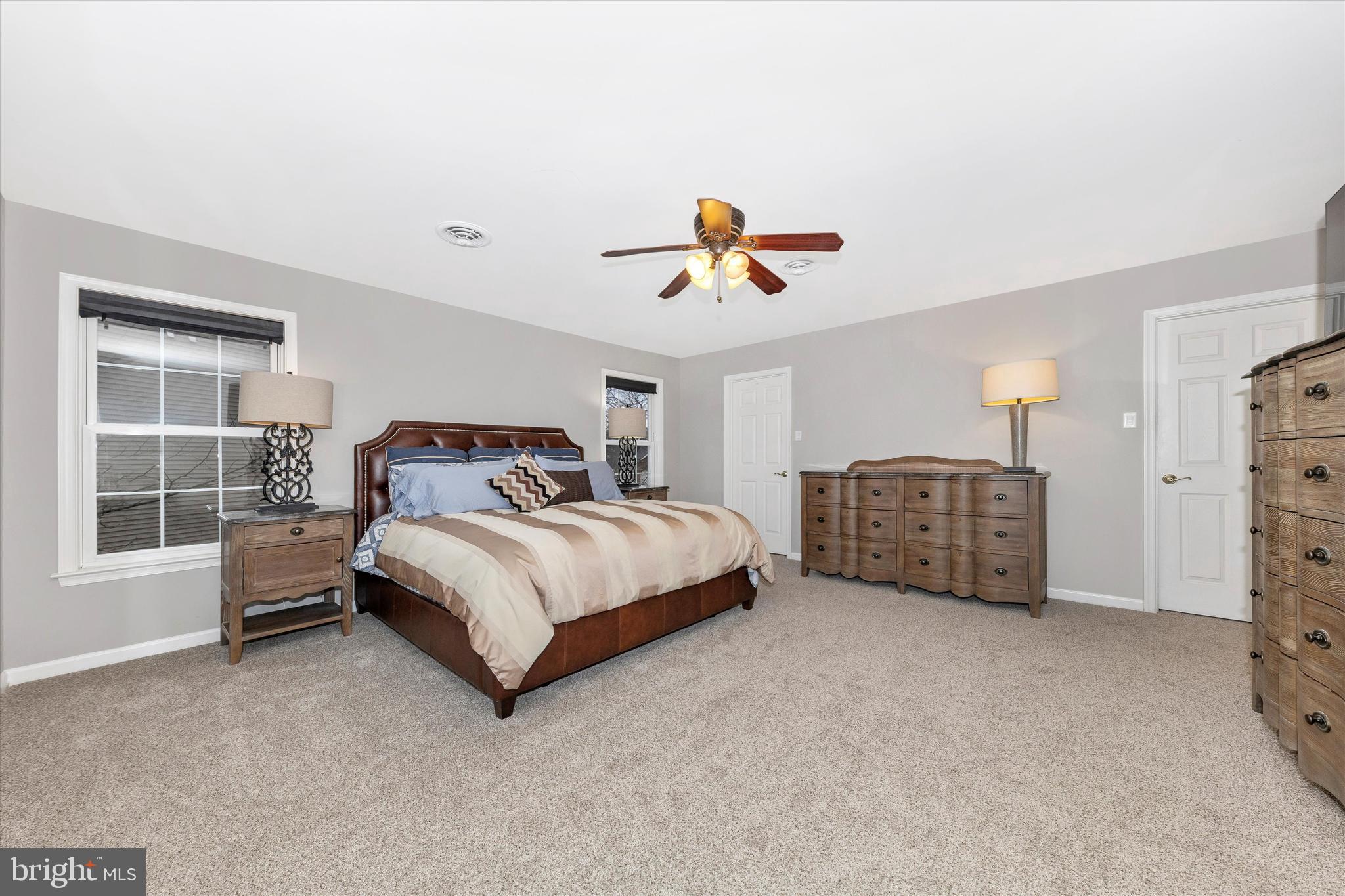 CREEKSIDE PARK - Residential