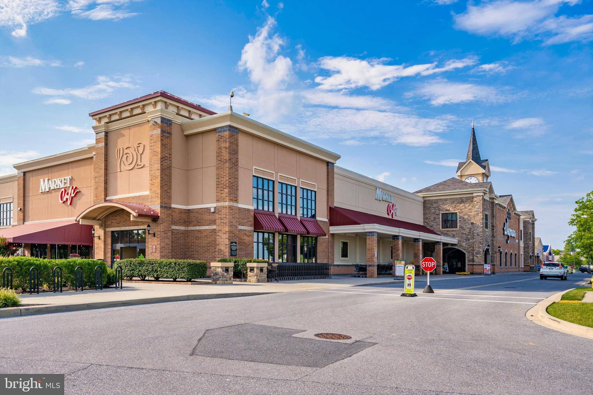 CREEKSIDE PARK - Residential