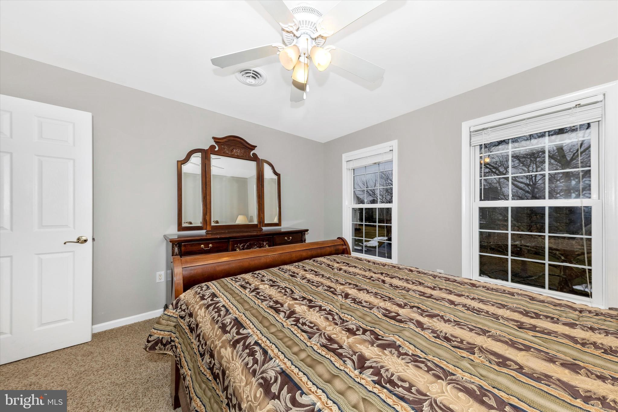 CREEKSIDE PARK - Residential