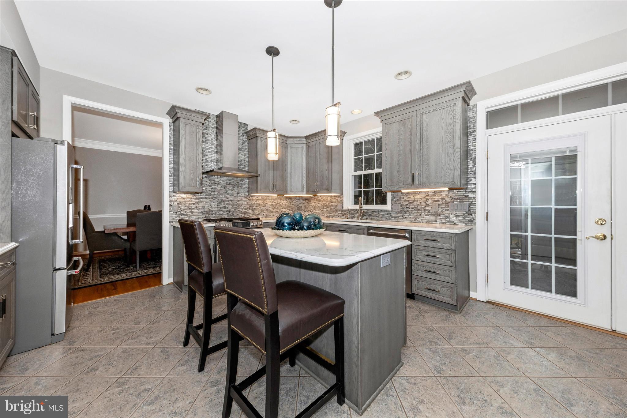 CREEKSIDE PARK - Residential