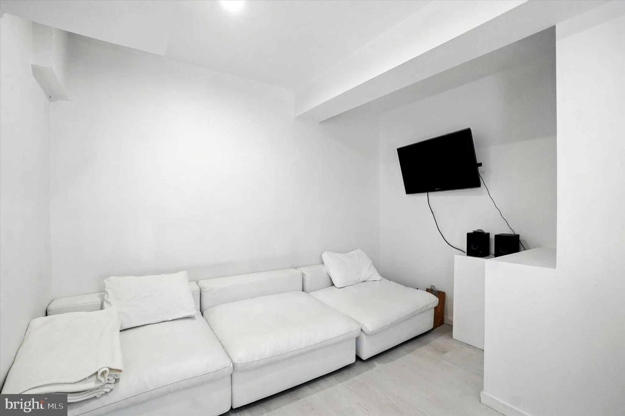 Red Lion, Pennsylvania 17356, United States, 3 Bedrooms Bedrooms, ,3 BathroomsBathrooms,Residential,Active,201817