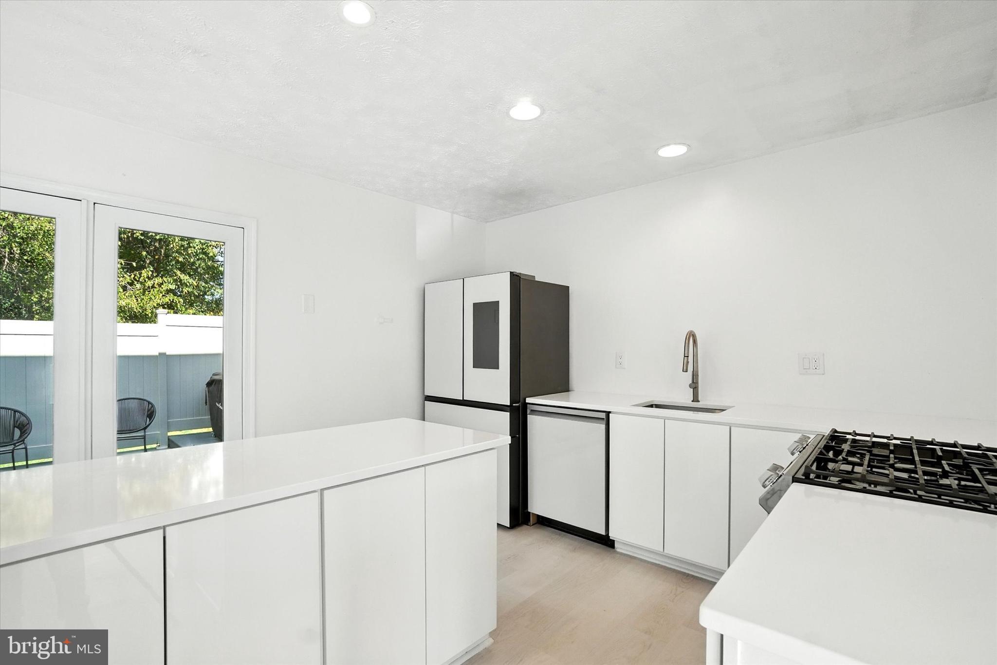 COUNTRY RIDGE - Residential