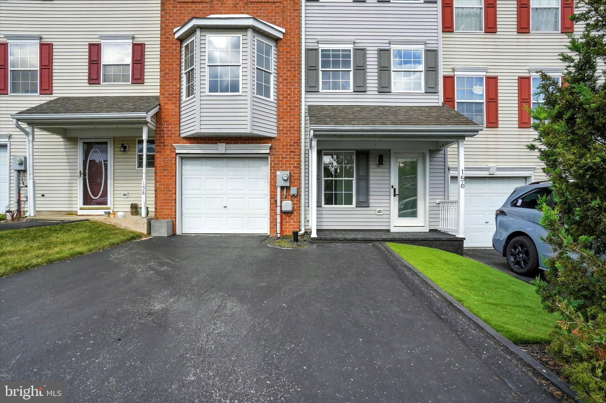 156 COUNTRY RIDGE DRIVE