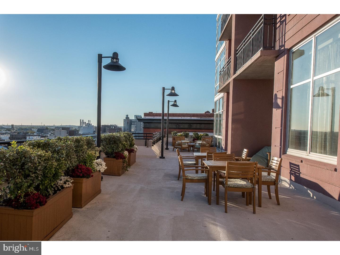 SYMPHONY HOUSE - Residential