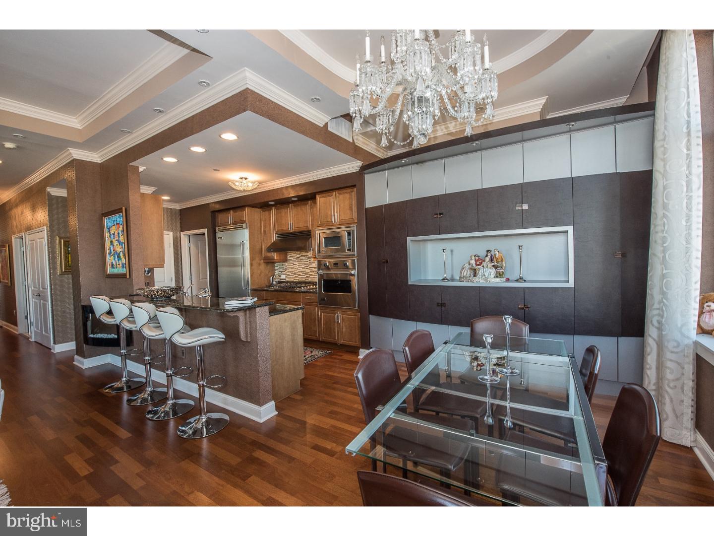 SYMPHONY HOUSE - Residential