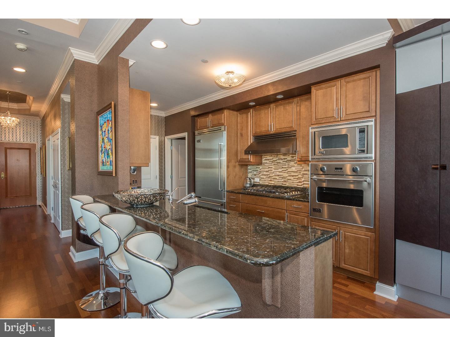 SYMPHONY HOUSE - Residential