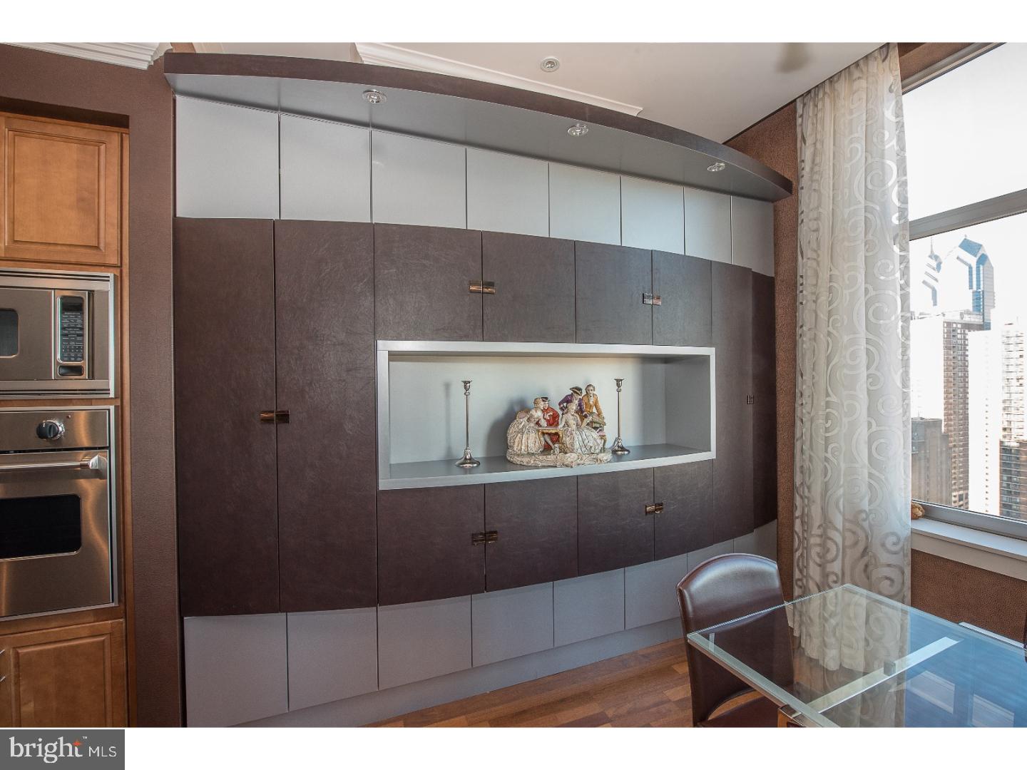 SYMPHONY HOUSE - Residential