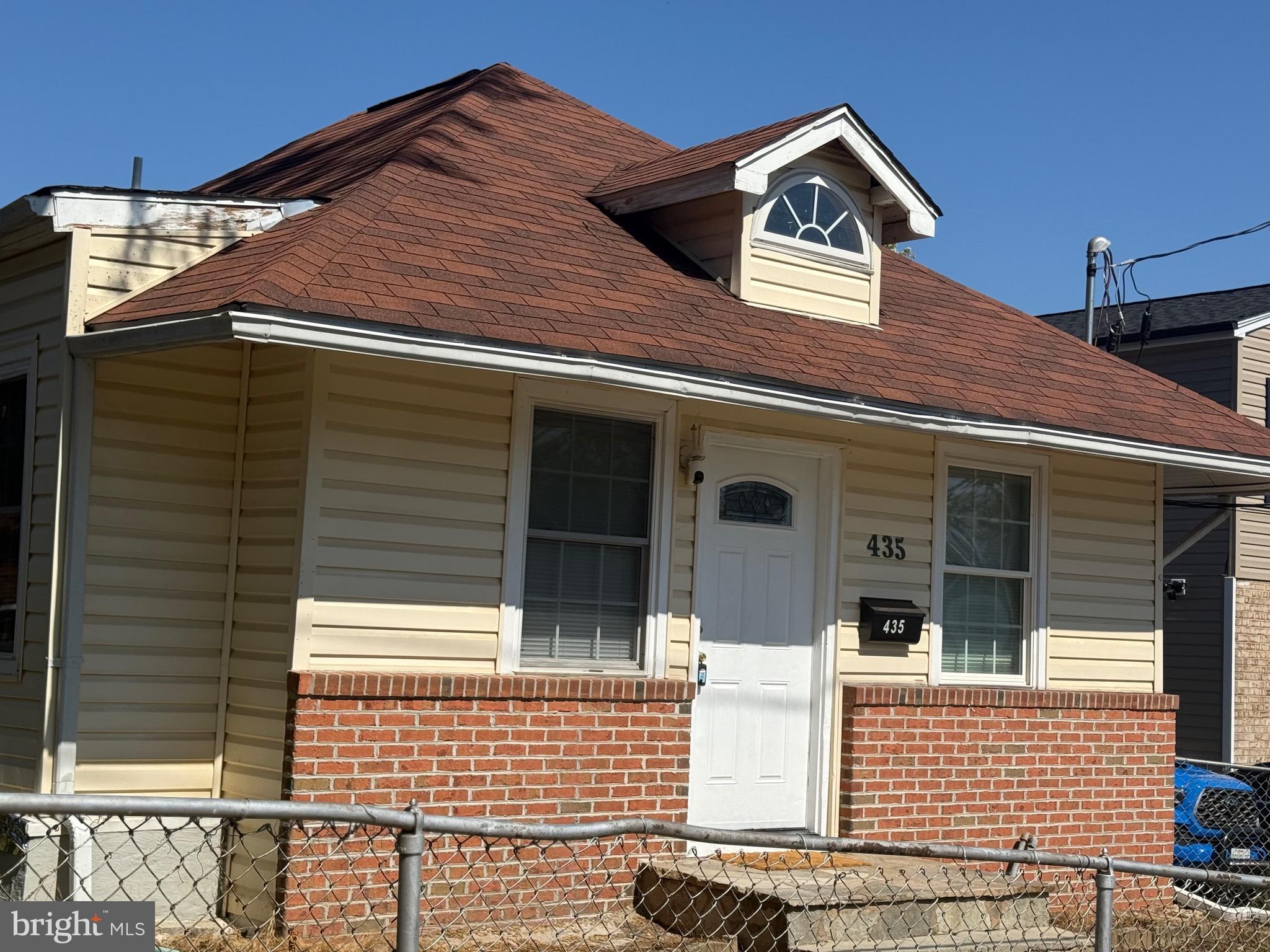 CAPITOL HEIGHTS - Residential