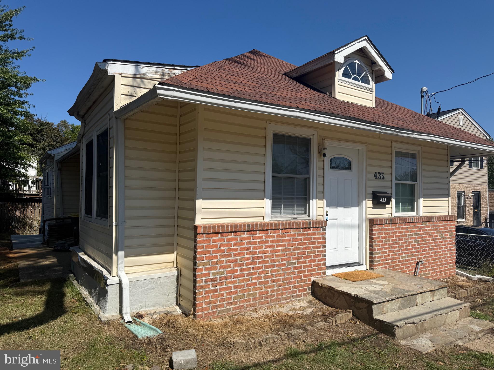 CAPITOL HEIGHTS - Residential