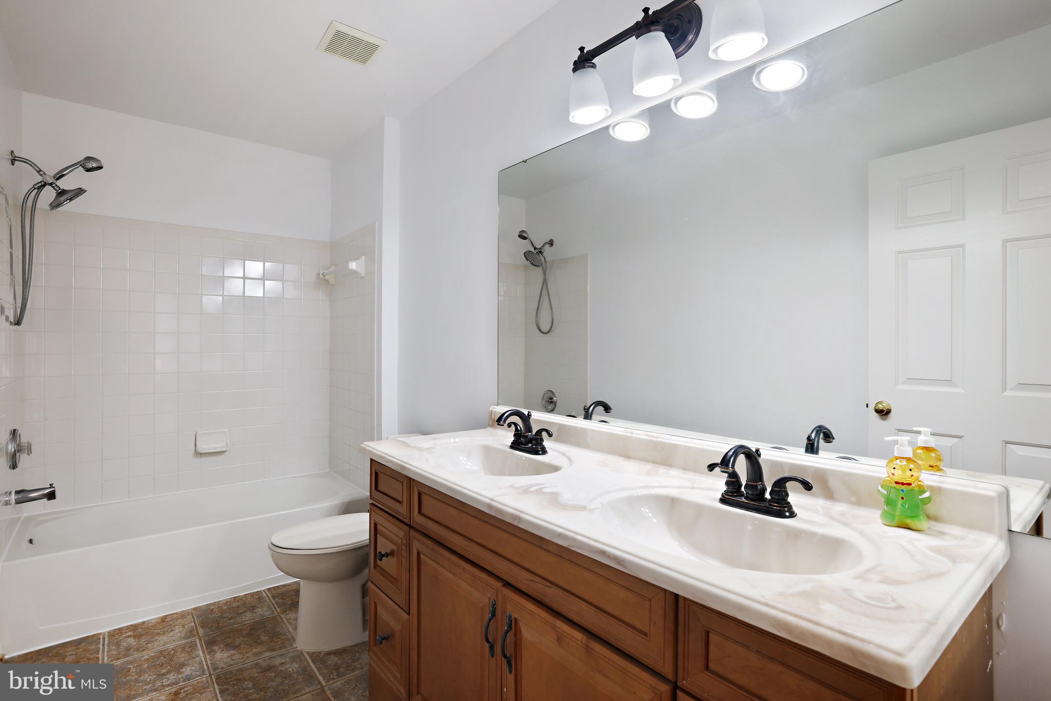 MITCHELLVILLE EAST - Residential