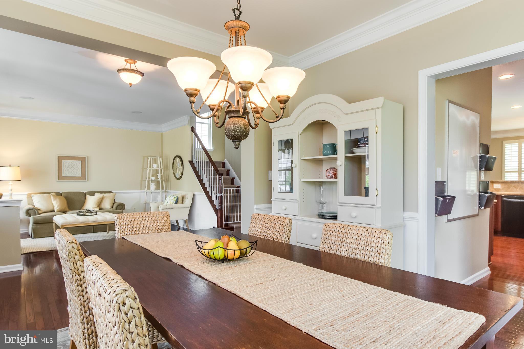 SOUTH RIDING - Residential