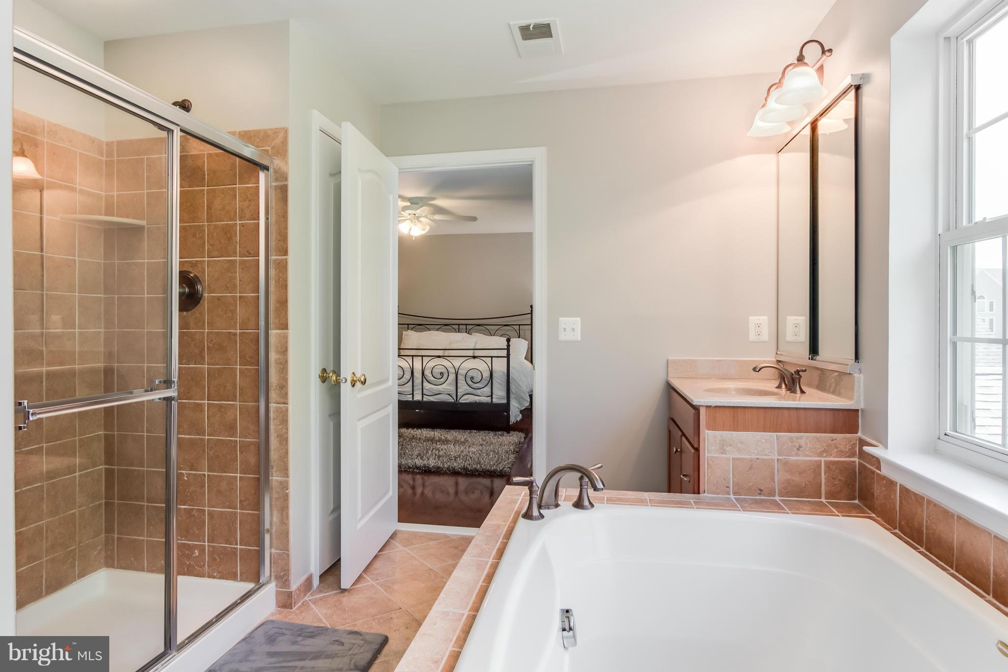 SOUTH RIDING - Residential