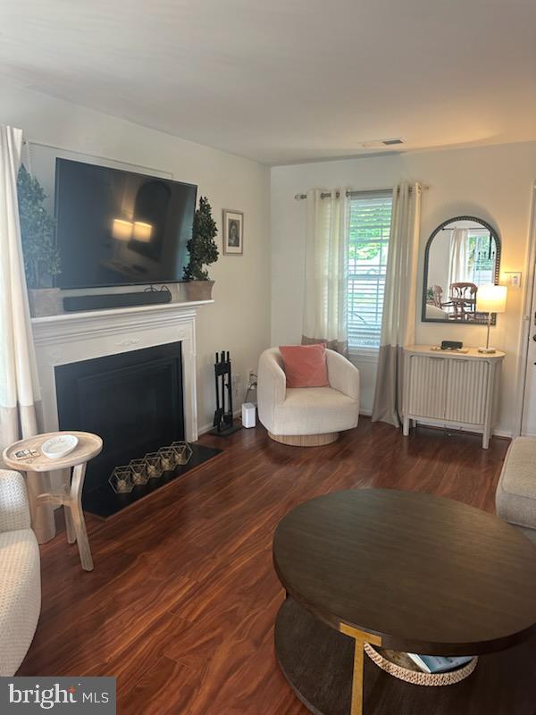 COUNTRY BEND - Residential