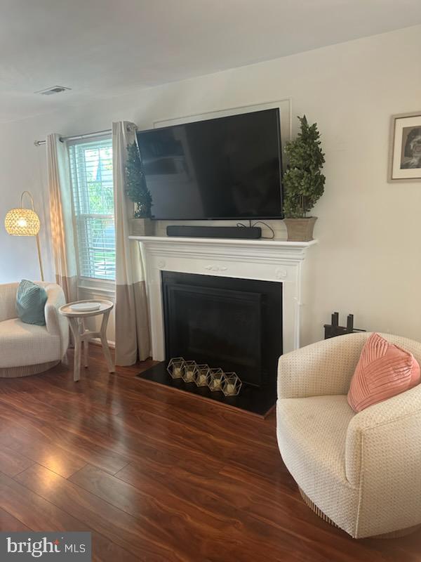 COUNTRY BEND - Residential