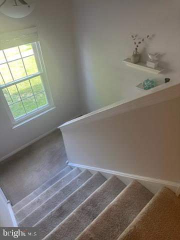 COUNTRY BEND - Residential