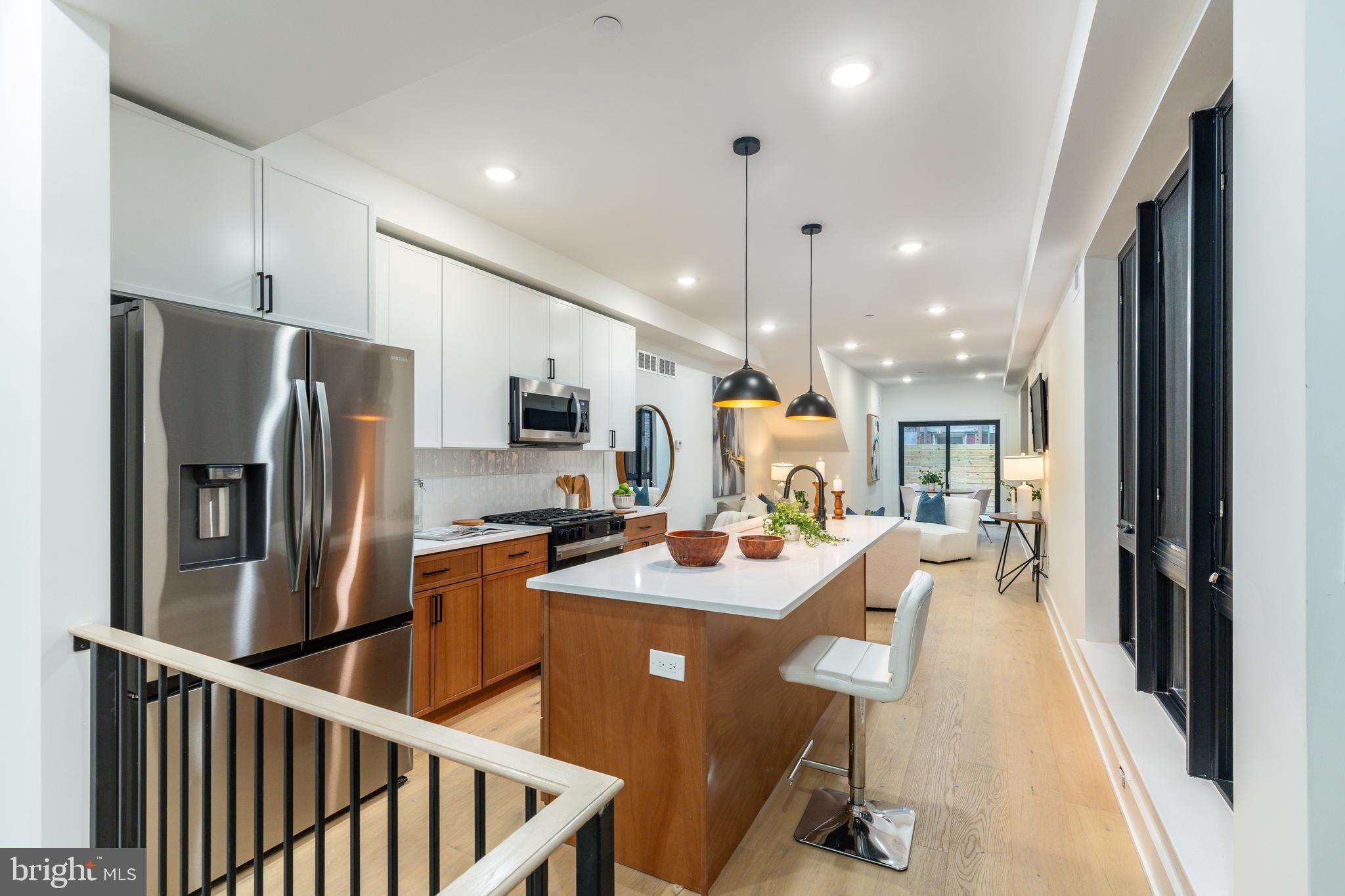 FAIRMOUNT - Residential