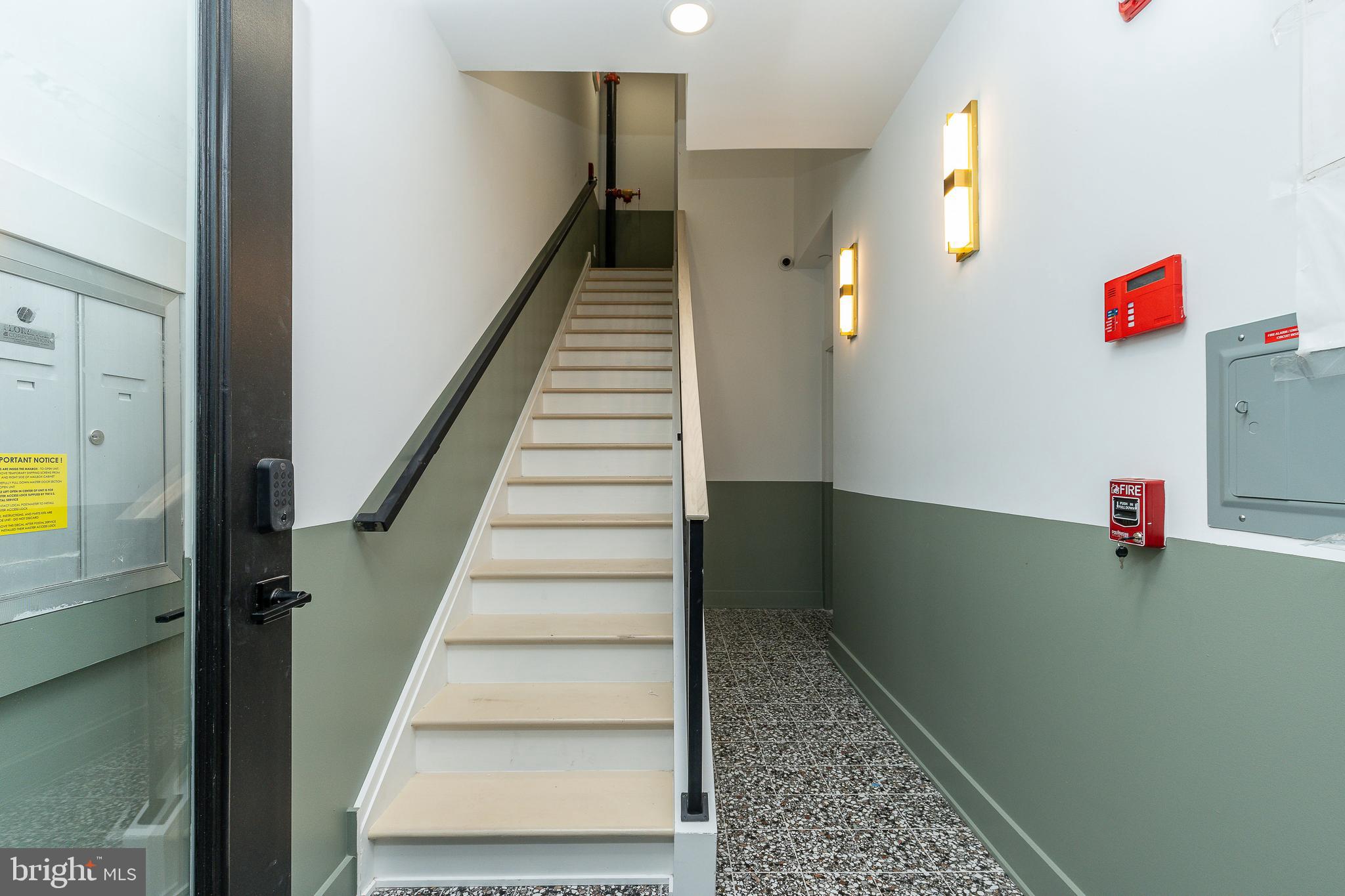 FAIRMOUNT - Residential