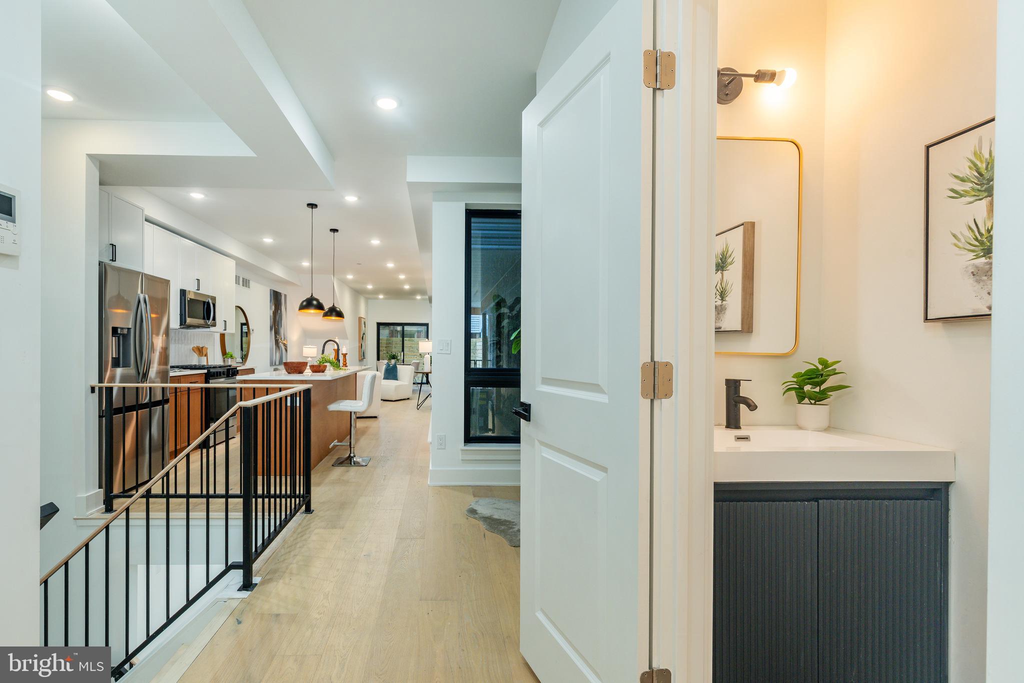 FAIRMOUNT - Residential