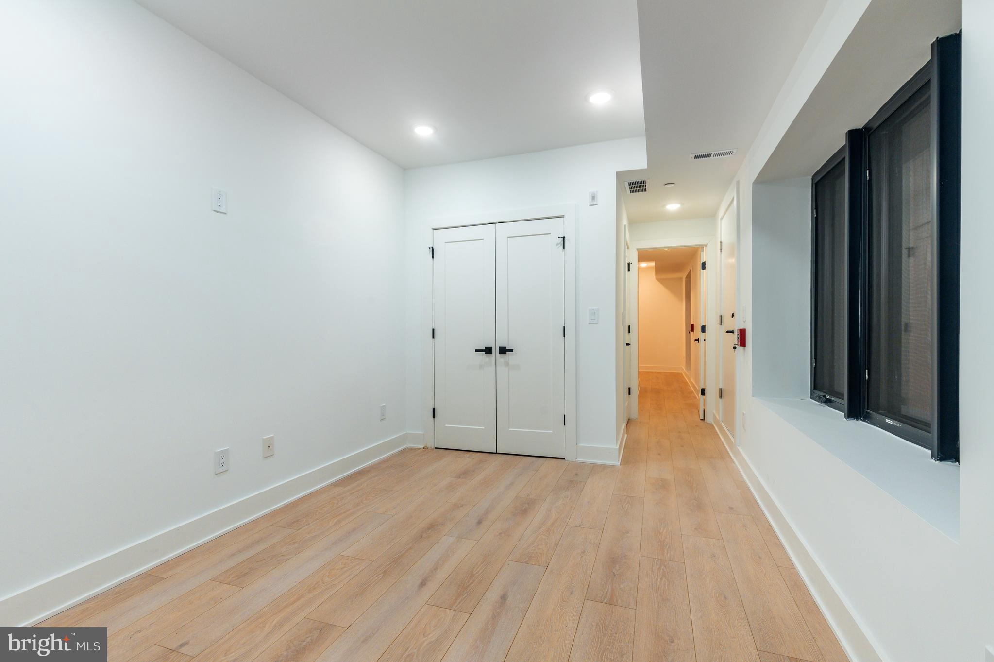 FAIRMOUNT - Residential
