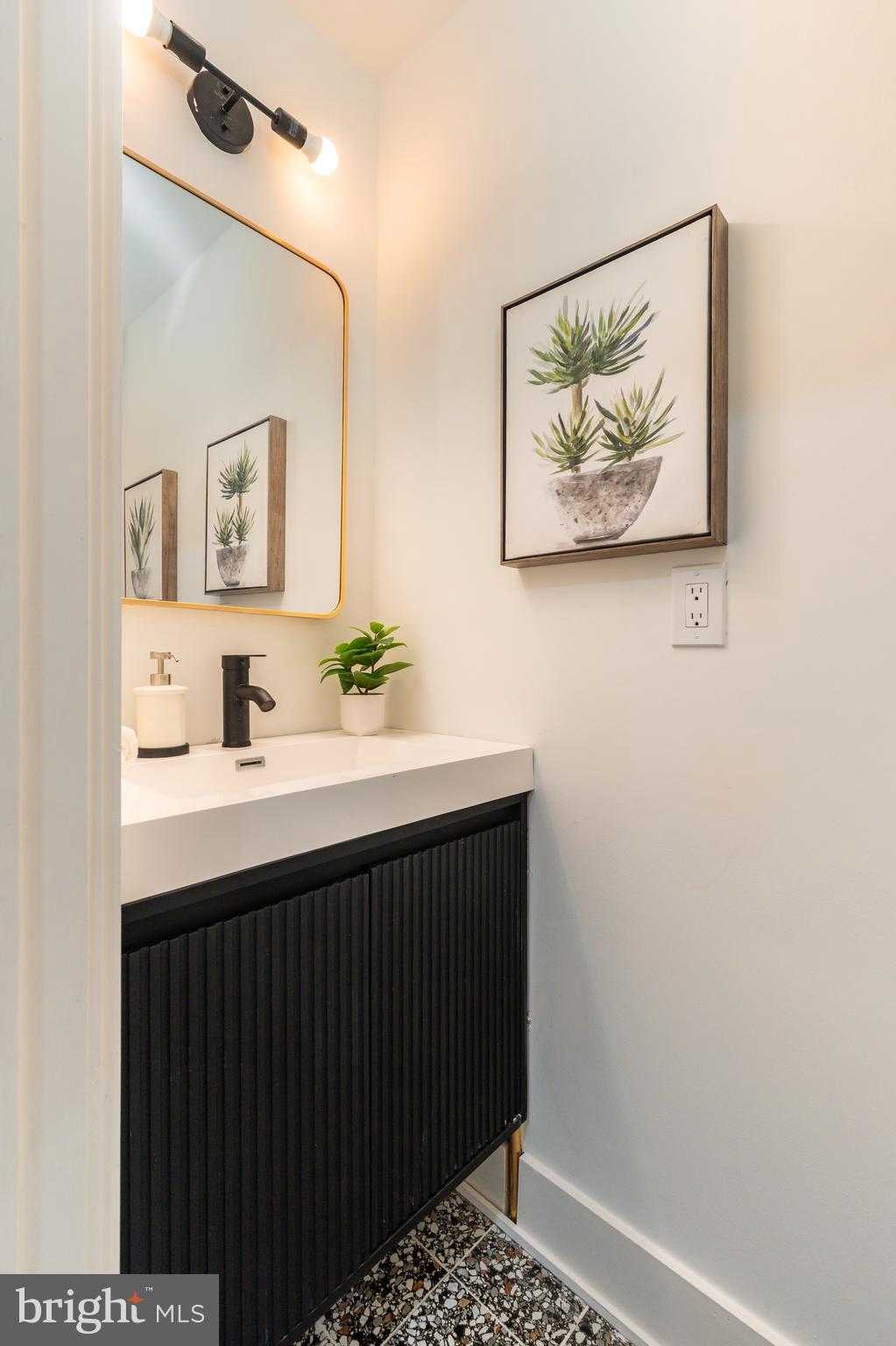 FAIRMOUNT - Residential