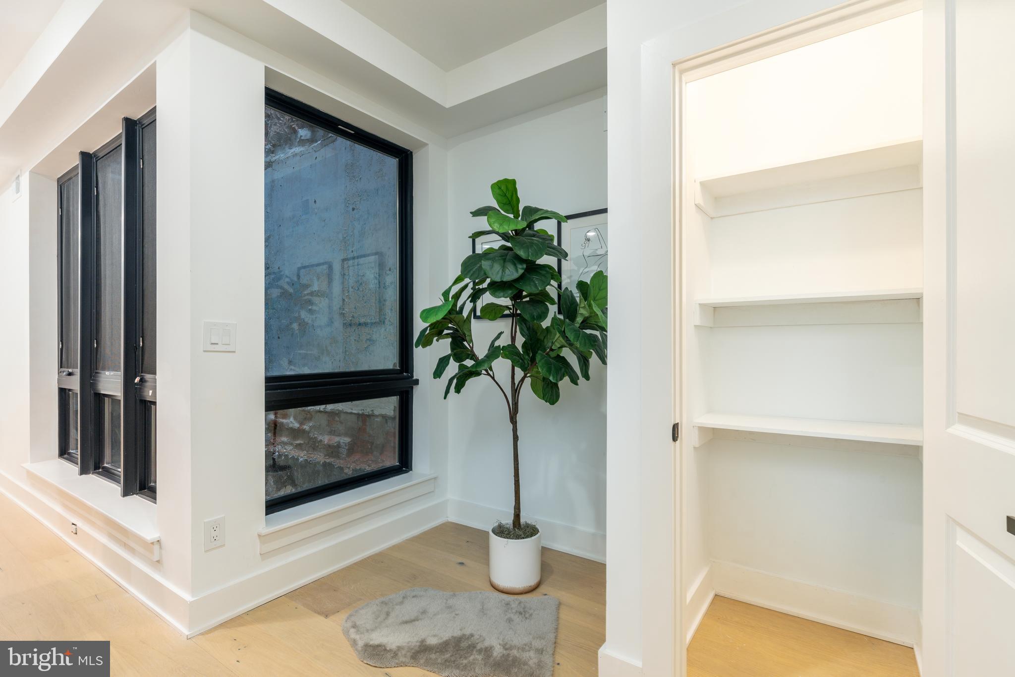 FAIRMOUNT - Residential