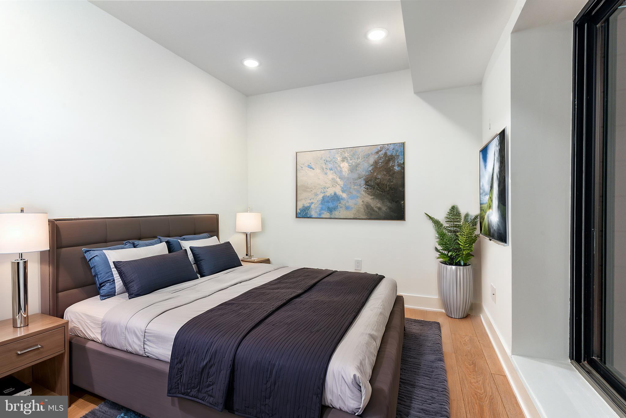 FAIRMOUNT - Residential