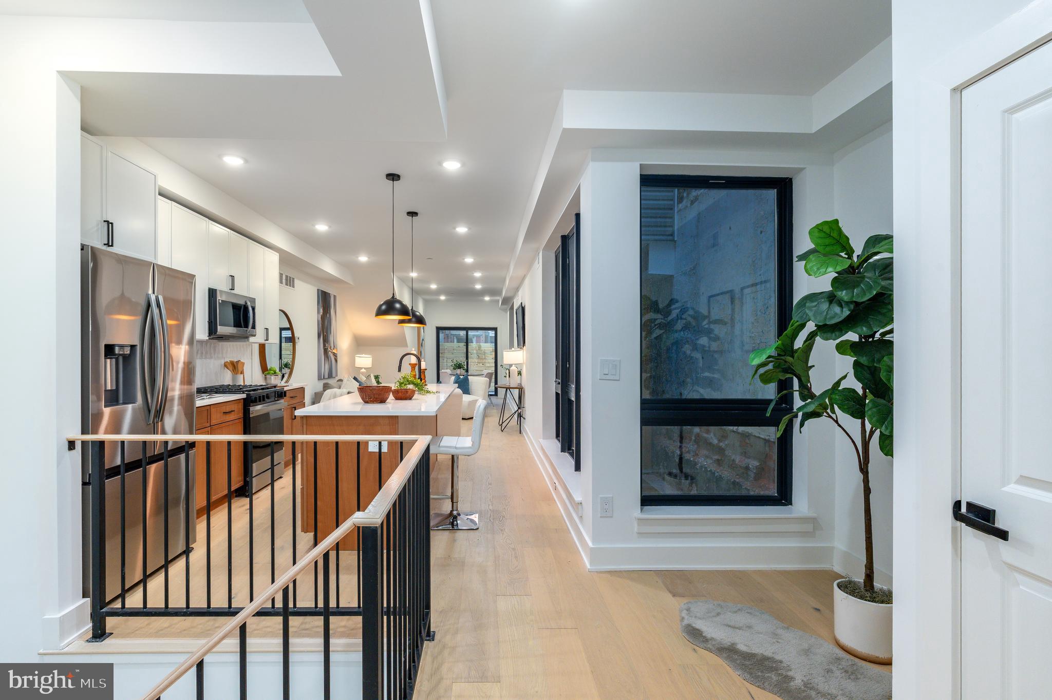 FAIRMOUNT - Residential