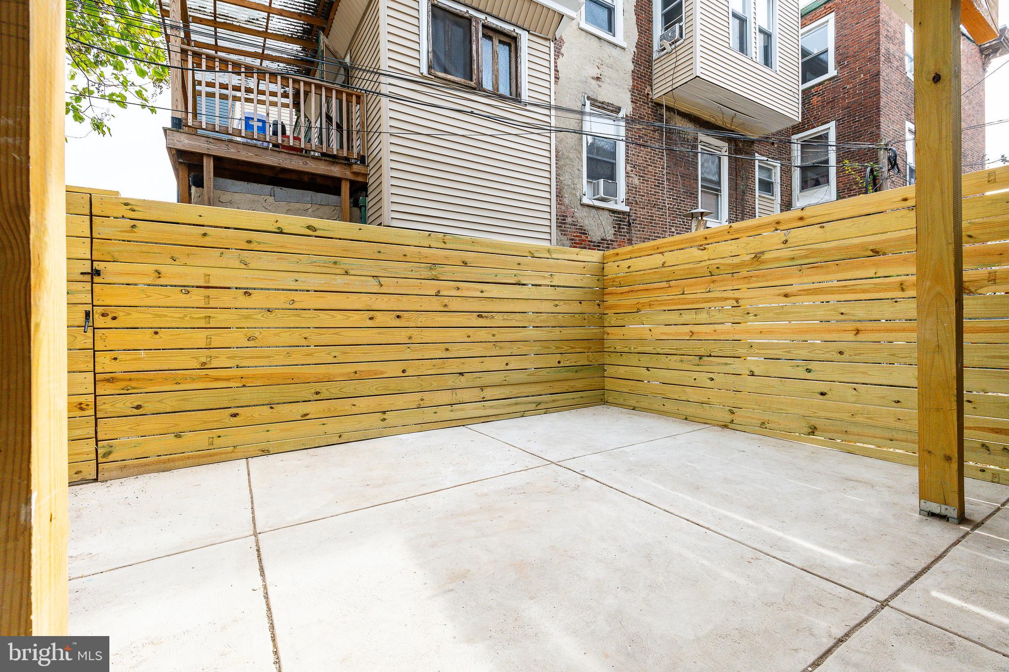 FAIRMOUNT - Residential