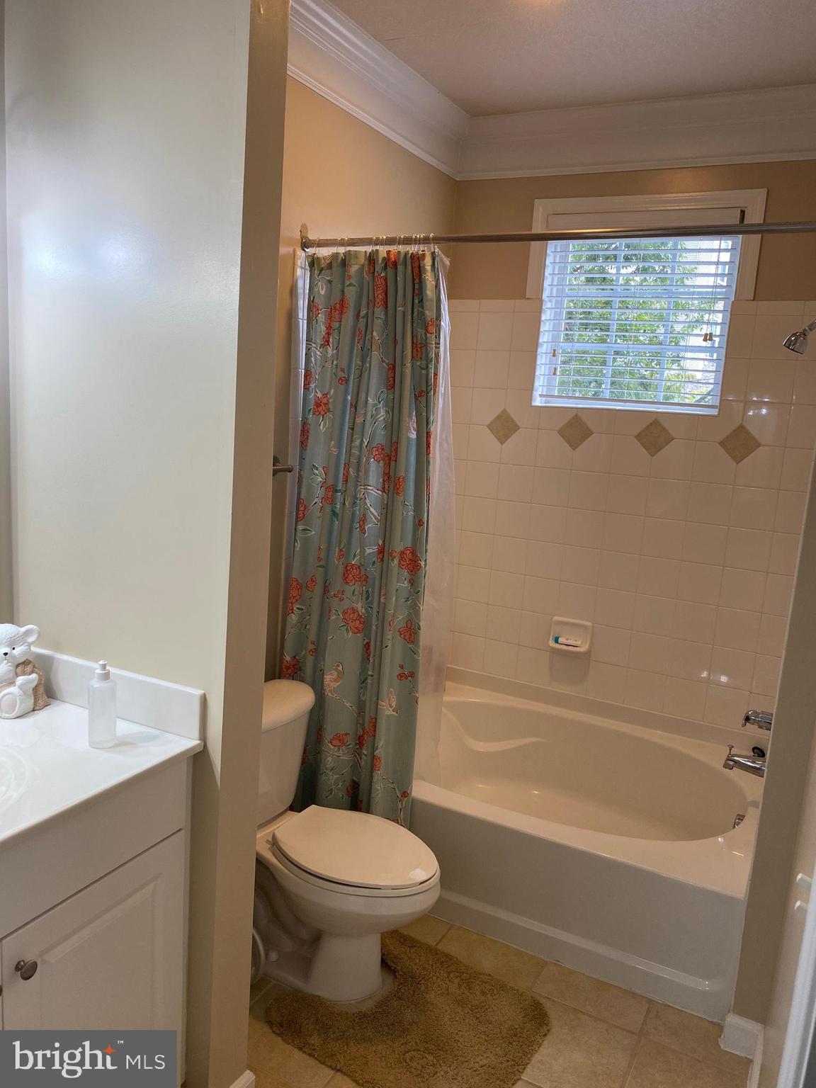 WESTCHESTER AT STRATFORD - Residential Lease