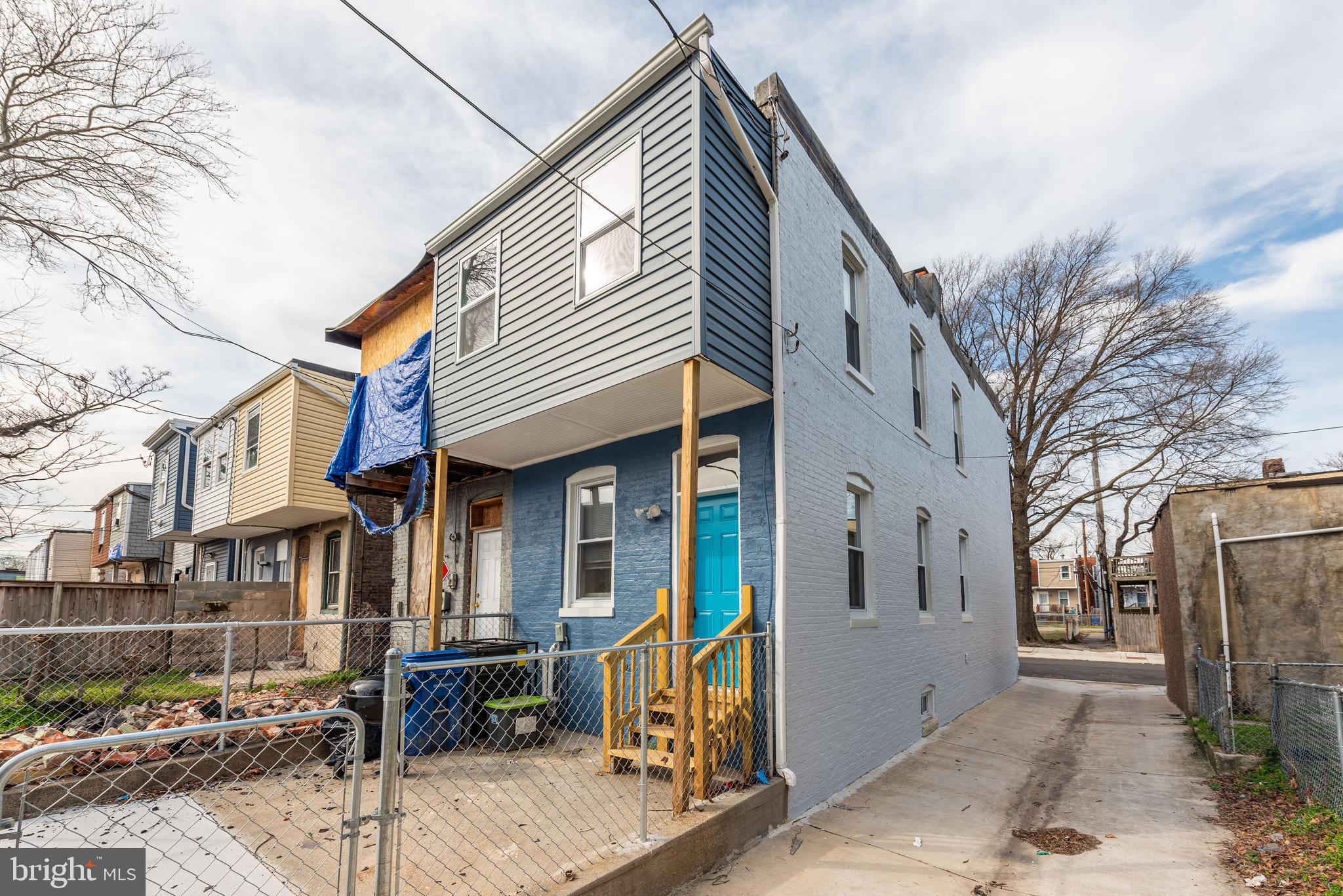 CHARLES VILLAGE - Residential