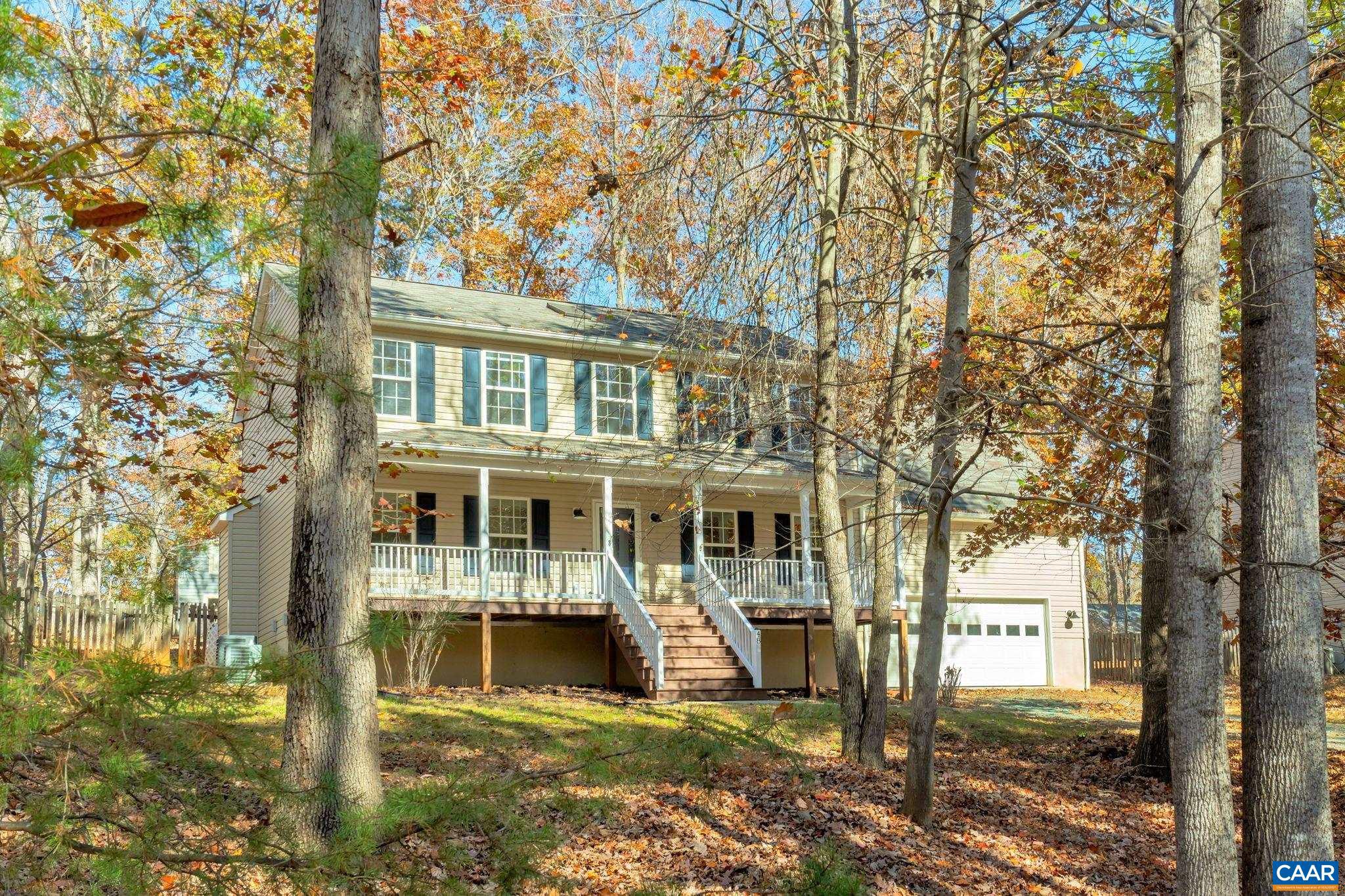 LAKE MONTICELLO - Residential