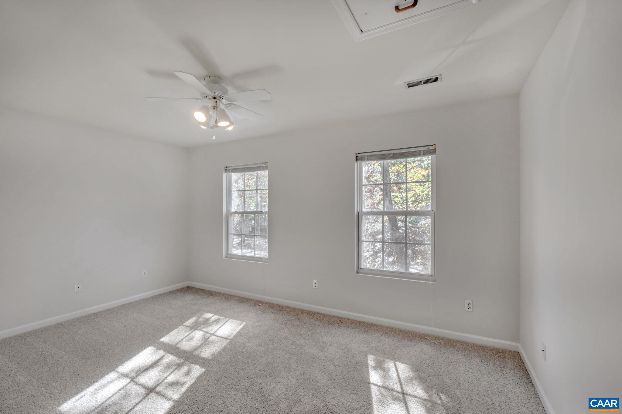 LAKE MONTICELLO - Residential